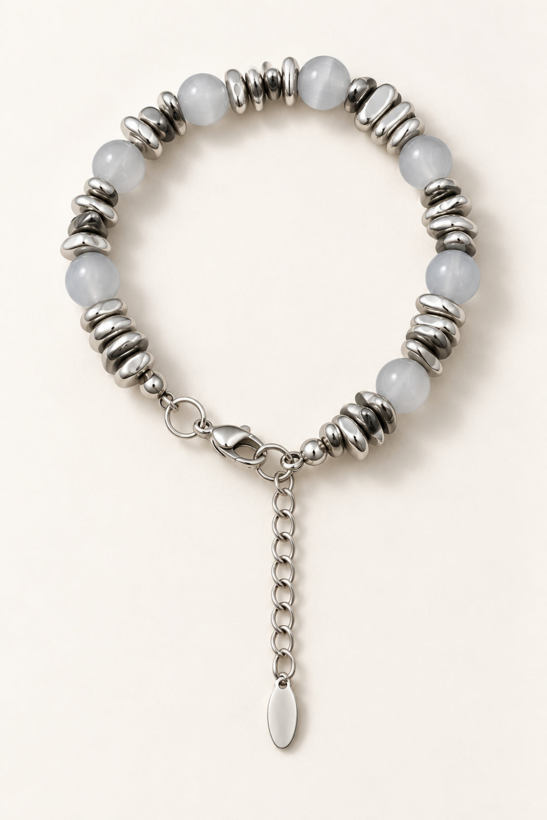 APAERZ SELENA Armband mit grauen Katzenaugensteinen in Ringform, mit Karabinerverschluss und Verlängerungskette
