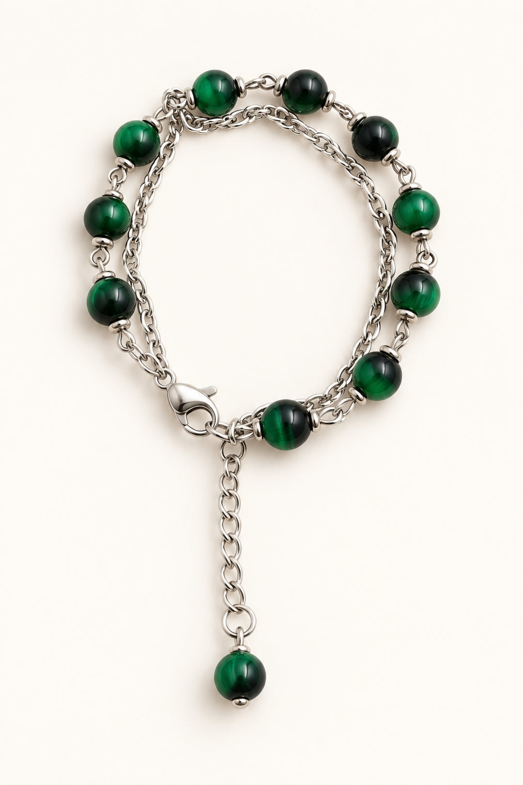 APAERZ VIOLA zweireihiges Armband mit smaragdgrünen Glasperlen – geschlossen 