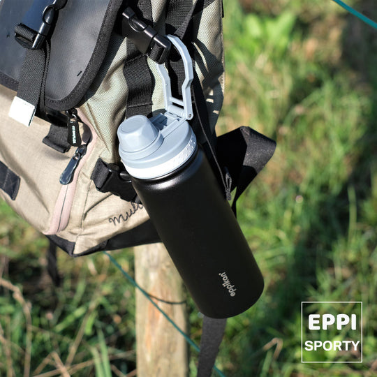 EPPIKAN eppiSporty Thermosflasche am Rucksack unterwegs